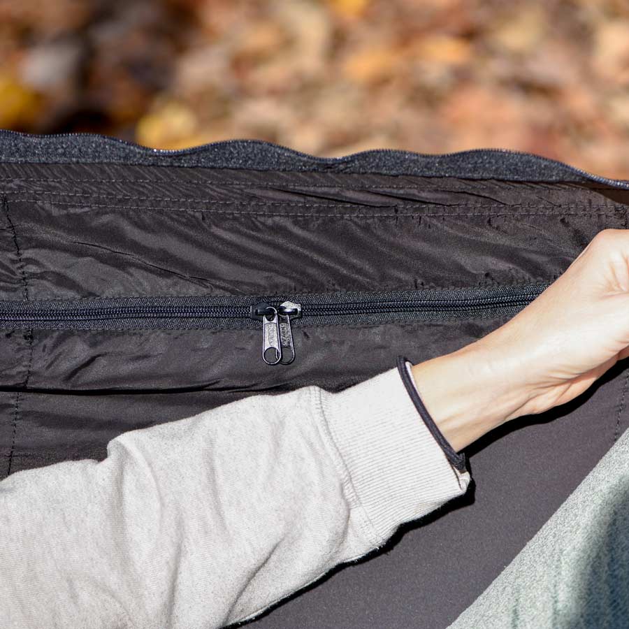 Opening the zippered mosquito net on the Clark NX-270